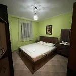 Lui Apartments
