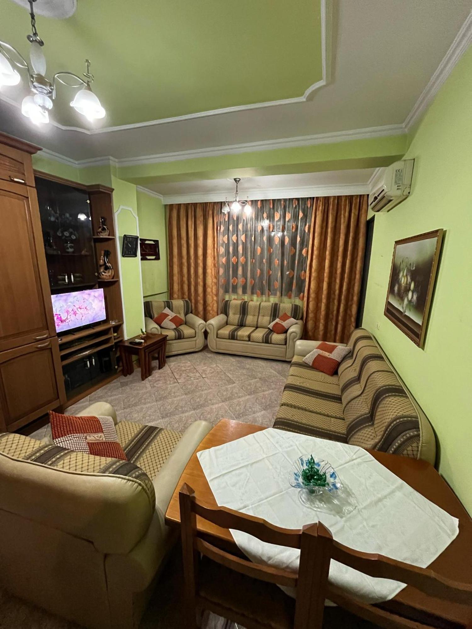 Apartament Lui *